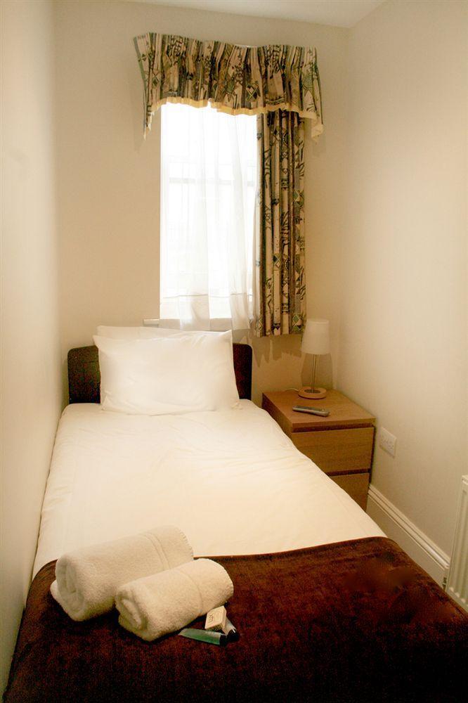 The Kelvin Guest House Brighton Bagian luar foto