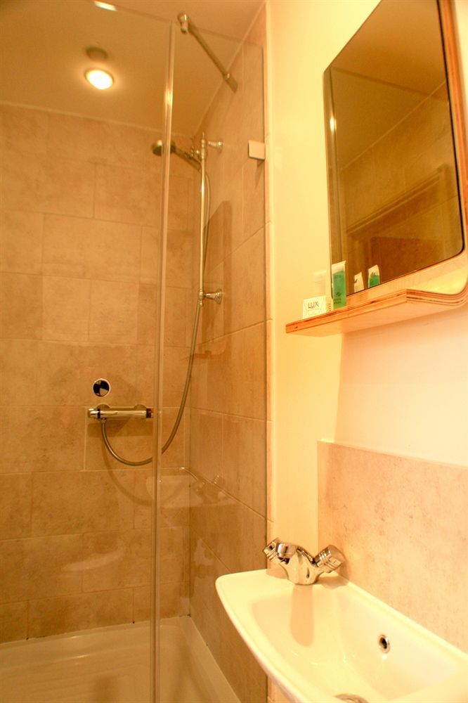 The Kelvin Guest House Brighton Bagian luar foto