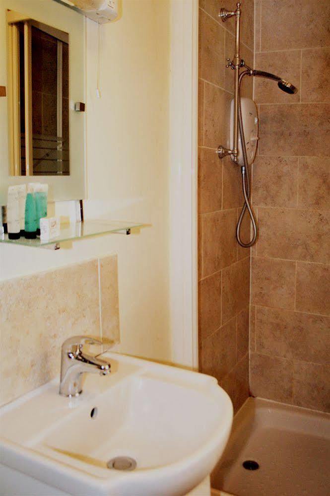 The Kelvin Guest House Brighton Bagian luar foto