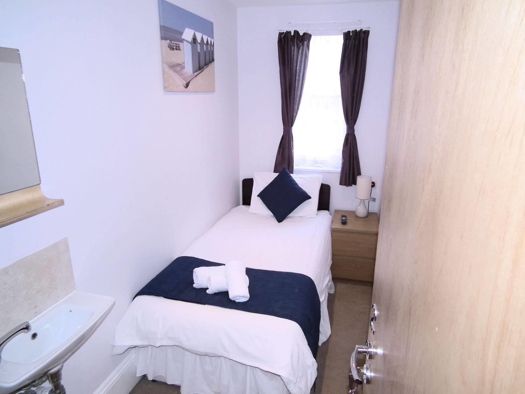 The Kelvin Guest House Brighton Bagian luar foto